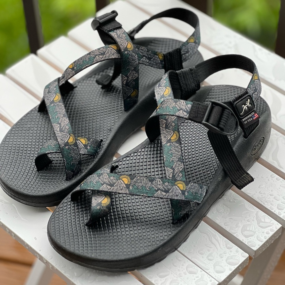 Men’s Chaco Sandals in excellent condition!